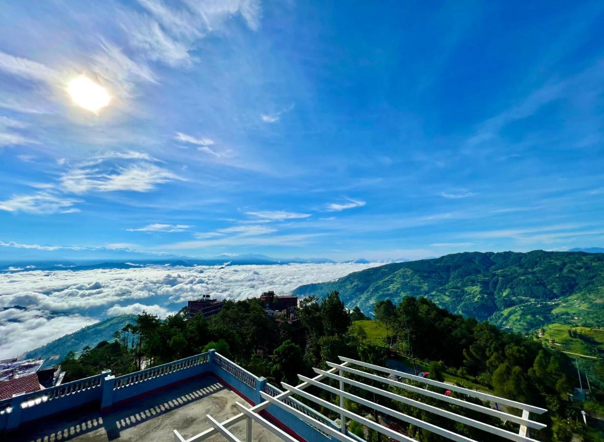 Mount Everest Hotel & Resort ナガルコット エクステリア 写真